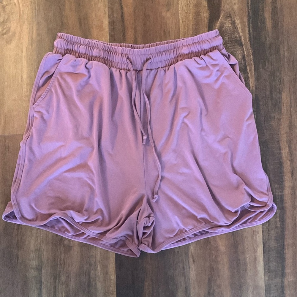 Feathers maternity athletic shorts, size small.